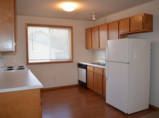 4301 3rd St NE APT 4, Columbia Heights, MN 55421