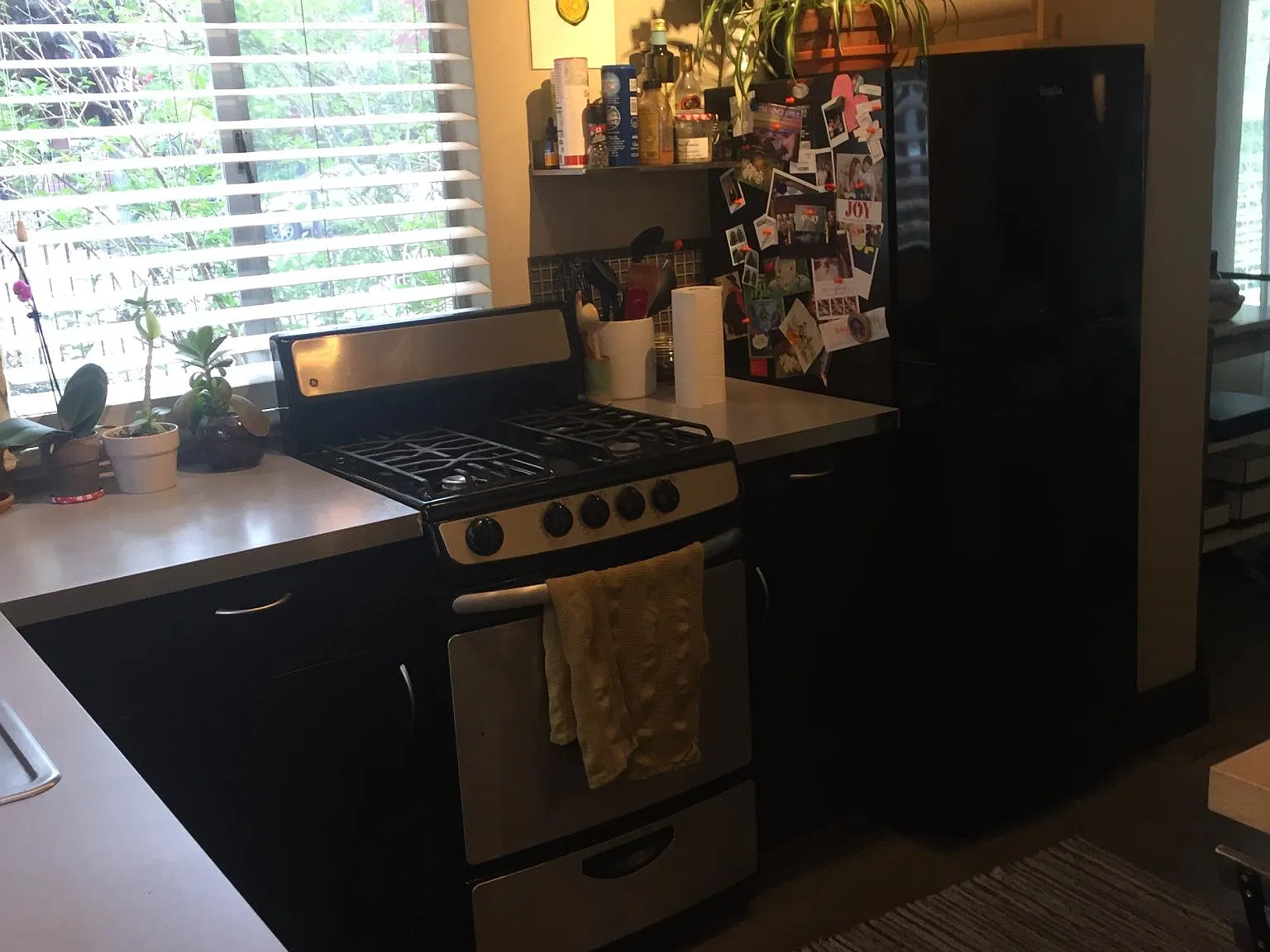 Studio, 400 sqft, $1,050 — Photo 4