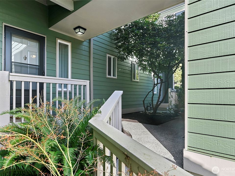 1st image of 213 Shepard Way NW