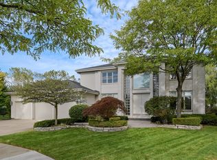 140 Windsor Ct, Deerfield, IL