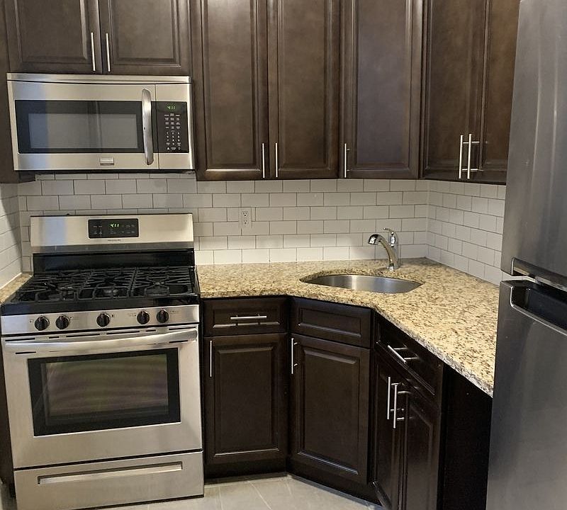 1st image of 3114 35th St APT 2E