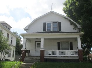 1585 Mound St, Springfield, OH 45505