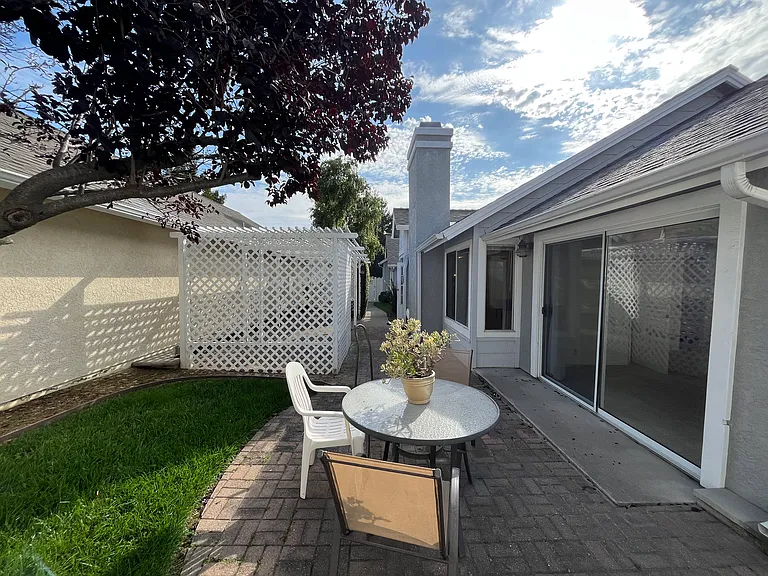 989 Bluebell Way — Photo 30