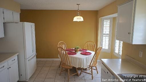 5th image of 13715 NE CASTLE GROVE DR