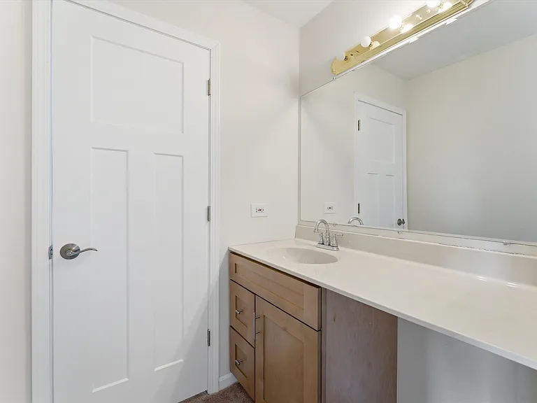 15826 Farm Hill Dr — Photo 10