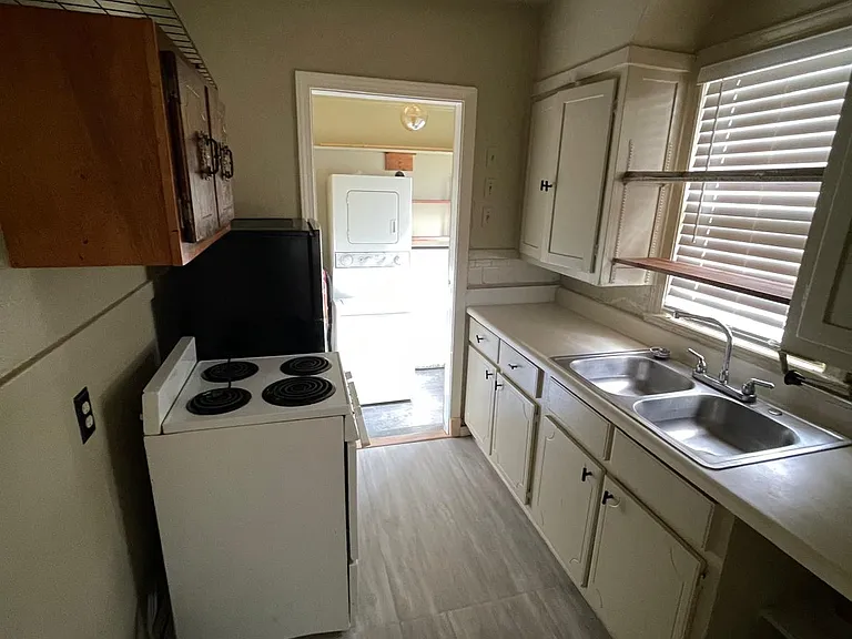 1864 Vollintine Ave — Photo 6
