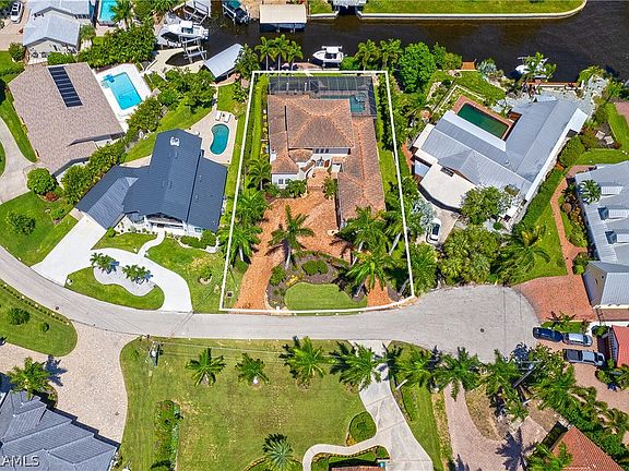 3rd image of 930 Aqua Ln