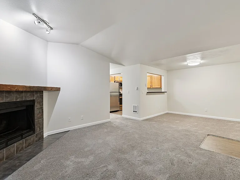 Campbell Run Apartments — Photo 34