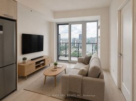 75 James St S
