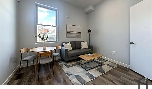 2 bed, $1,675 — Photo 2
