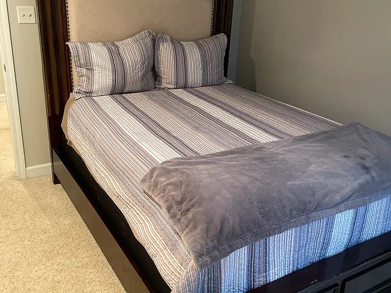 Guest bedroom 2