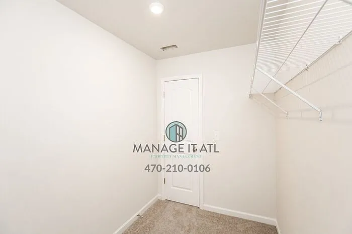 750 Shallowford Rd — Photo 28