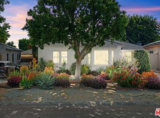 6311 Colbath Ave, Van Nuys, CA 91401