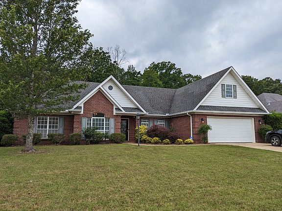 4th image of 906 Bonnie Blue Dr