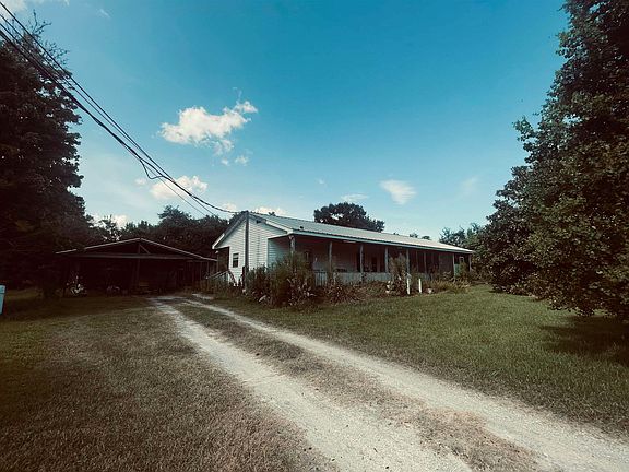 3rd image of 1610 Short Ln