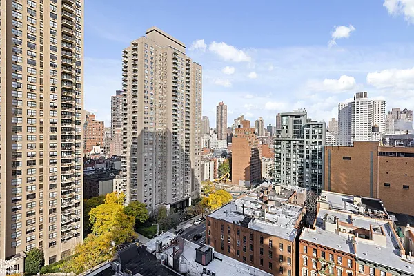 Rented by Brown Harris Stevens | media 21