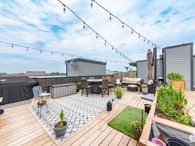 3051 W Armitage Ave, Chicago, IL, 60647