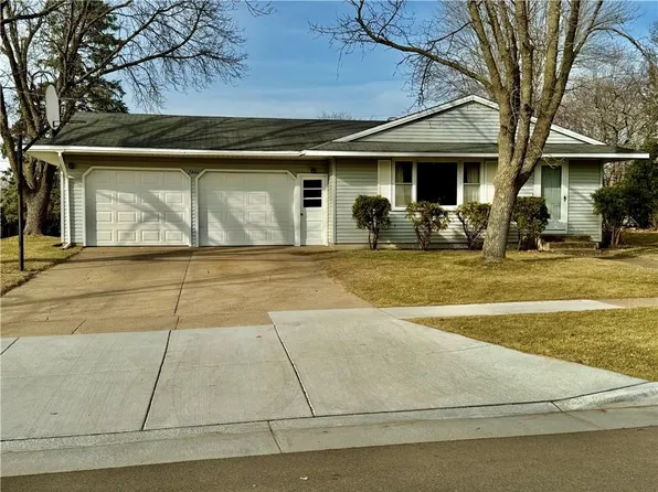 2444 Daniels Avenue, Altoona, WI 54720