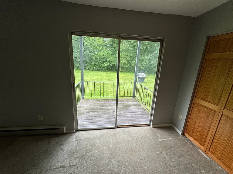 12 White Gate Rd #B — Photo 9