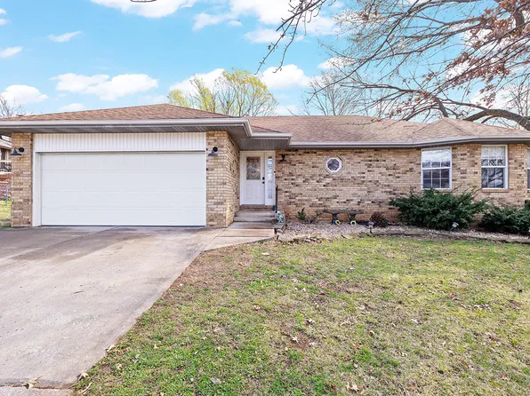 2722 S Meadowlark Avenue, Springfield, MO 65807
