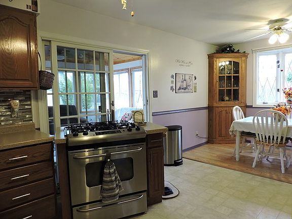 4th image of 432 Kathy Dr