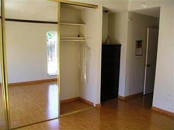 5th image of 4955 Ehrhardt Ave