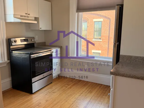 215 Lisbon St, Lewiston, ME