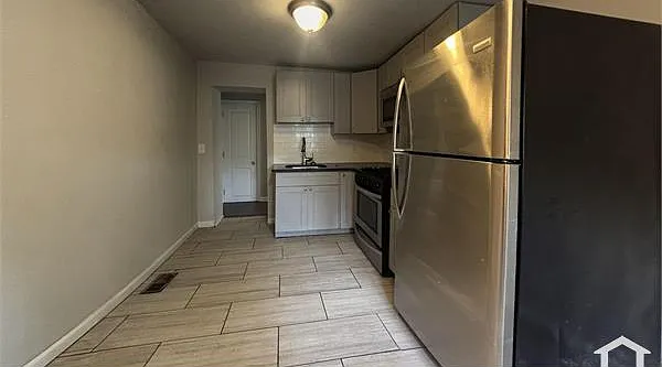 5515 Ludlow St — Photo 9
