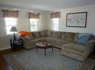 60 Benson Ave, Warwick, RI 02888