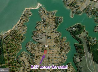 82 Woodland Dr, Montross, VA 22520