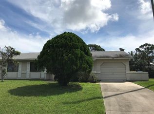 398 Viking St NE, Palm Bay, FL 32907