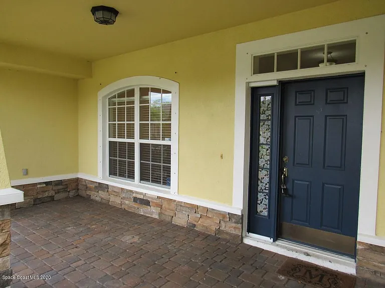 1741 Bridgeport Cir — Photo 31