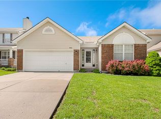 9615 NE 98th St, Kansas City, MO 64157