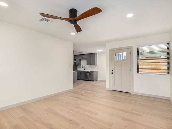 4th image of 4103 E Moreland St APT 4