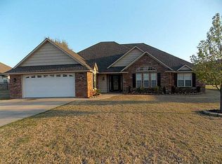 111 Wapiti Ln, Poteau, OK 74953