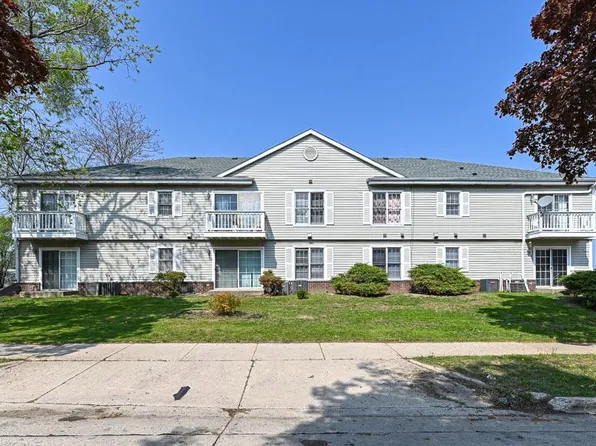 3521 South 26th STREET, Milwaukee, WI 53221
