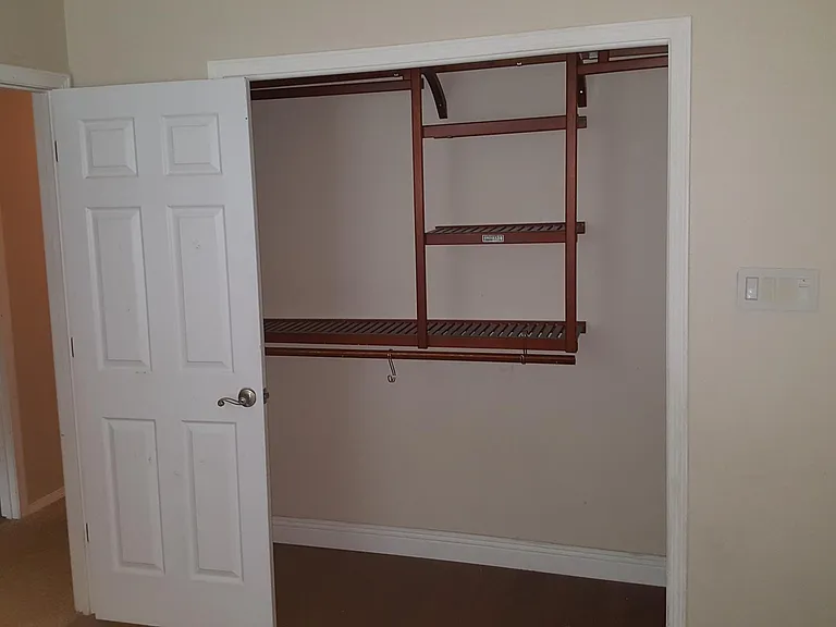 8616 Simi Ln NE — Photo 15