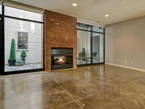 5th image of 746 N Pearl St