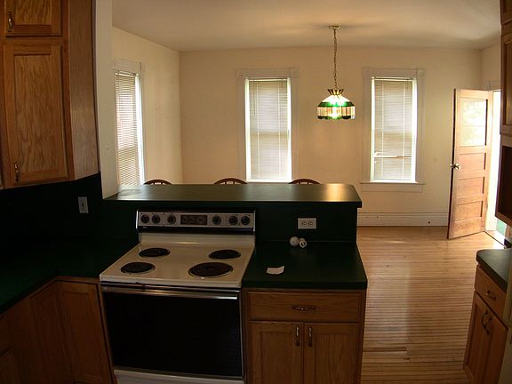 5th image of 408 N Saint Marys St