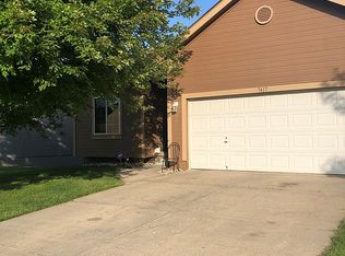 7417 N 77th Ave, Omaha, NE 68122