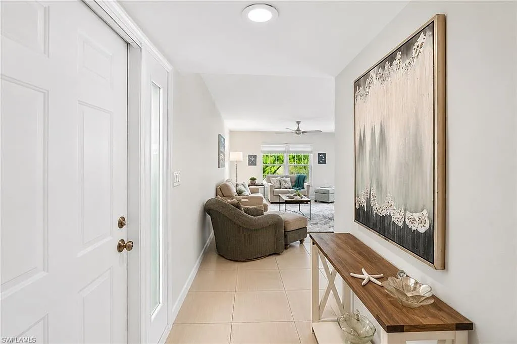 2 bed, 2.0 bath, 1280 sqft, $2,100 — Photo 2