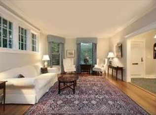 532 Oak St, Winnetka, IL 60093