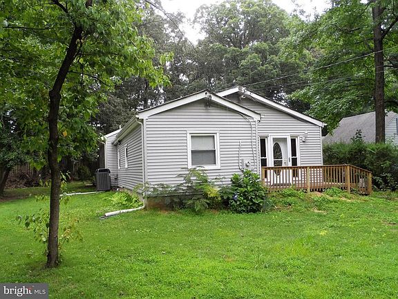 2nd image of 8093 Woodholme Cir