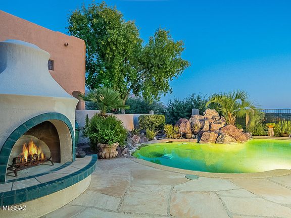 2nd image of 1441 W Cool Breeze Ct