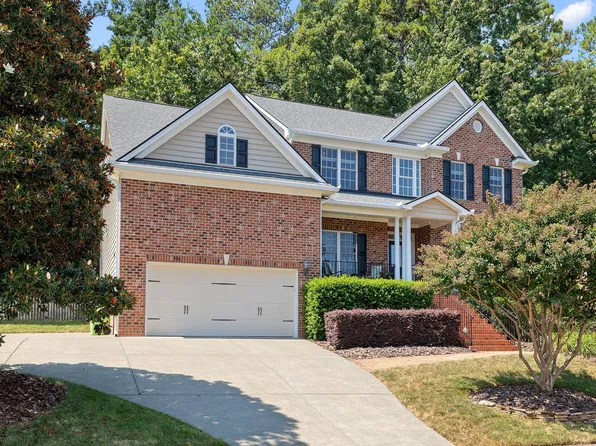 12413 Mayhurst Pl, Raleigh, NC 27614