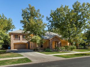 2818 W Harvest Groves Ln, Phoenix, AZ 85041