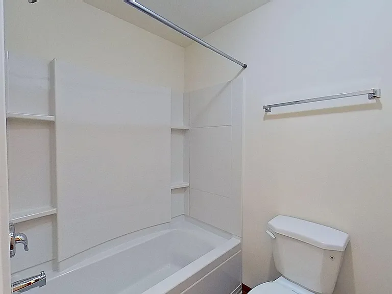 N83W13698 Fond Du Lac Ave #39 — Photo 18