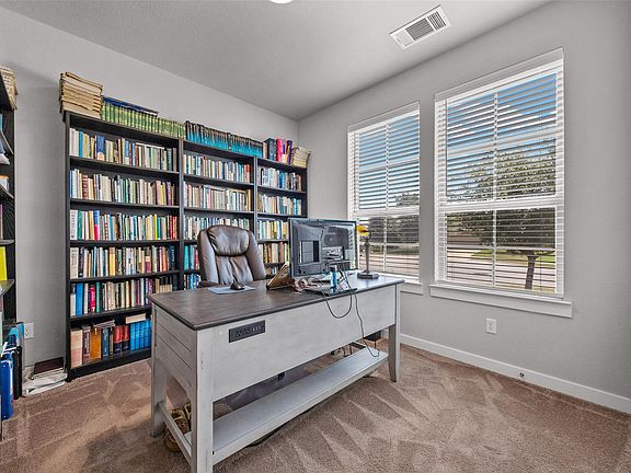 4th image of 4376 Hannover Way