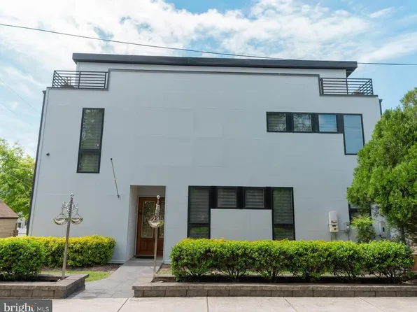 900 20th St S, Arlington, VA 22202