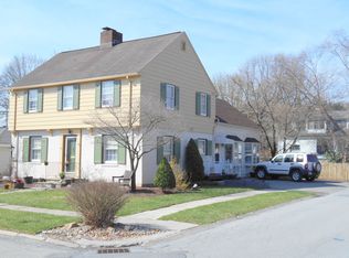 42 Seneca Ave, Altoona, PA 16602
